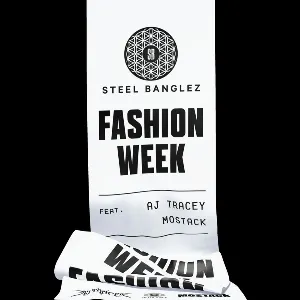 Pochette Fashion Week