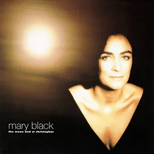Pochette de The Moon and St. Christopher de Mary Black