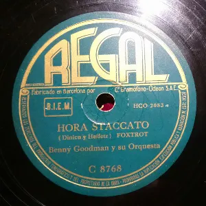 Pochette de Poor Butterfly / Hora Stacato de Benny Goodman and His Orchestra