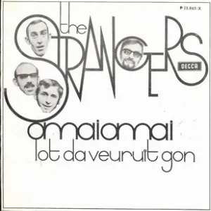 Pochette de Amaiamai / Lot da veuruit gon de De Strangers