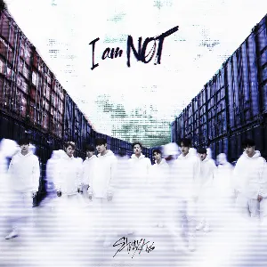 Pochette de I am NOT de Stray Kids