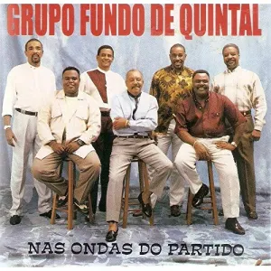 Pochette de Nas Ondas do Partido de Grupo Fundo de Quintal
