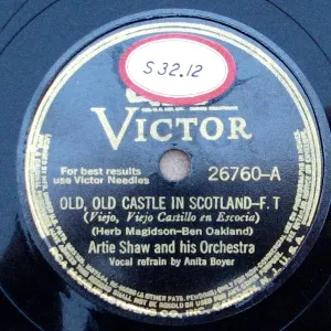 Pochette de Old, Old Castle in Scotland / If It's You de Artie Shaw and His Orchestra