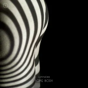 Pochette de SOME BODY de ionnalee