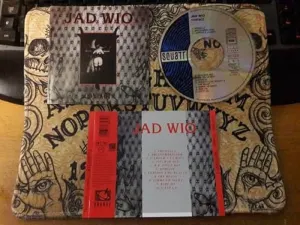 Pochette de Contact de Jad Wio