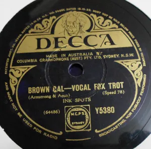 Pochette de Brown Gal / Lambeth Walk de The Ink Spots - The Mills Brothers
