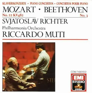 Pochette Mozart: Piano Concerto No. 22 / Beethoven: Piano Concerto No. 3