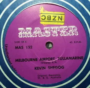 Pochette de Melbourne Airport, Tullamarine / Redbacks Don’t Eat Meat de Kevin Shegog