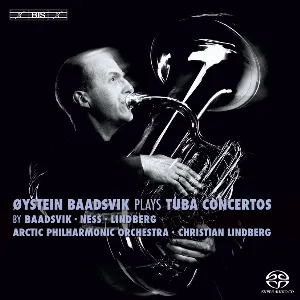 Pochette de Øystein Baadsvik plays Tuba Concertos de Christian Lindberg