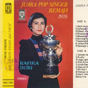 Pochette de Juara Pop Singer Remaja 1976 Hati Tertusuk Duri de Rafika Duri
