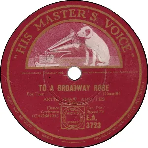 Pochette de To a Broadway Rose / Just Kiddin' Around de Artie Shaw and His Orchestra