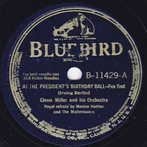 Pochette de At the President's Birthday Ball / Angels of Mercy de Glenn Miller and His Orchestra