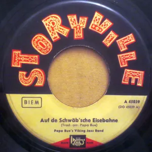 Pochette de Auf de schwäb'sche Eisebahne / Hänschen klein de Papa Bue’s Viking Jazzband