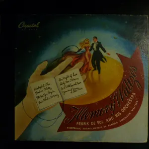 Pochette de Memory Waltzes de Frank De Vol and His Orchestra