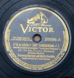 Pochette de It's a Lovely Day Tomorrow / You're Lonely and I'm Lonely de Tommy Dorsey and His Orchestra