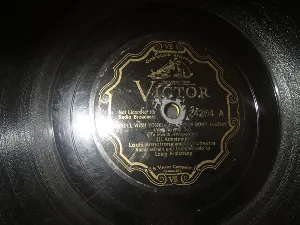 Pochette de You’ll Wish You’d Never Been Born / I Hate to Leave You Now de Louis Armstrong & His Orchestra