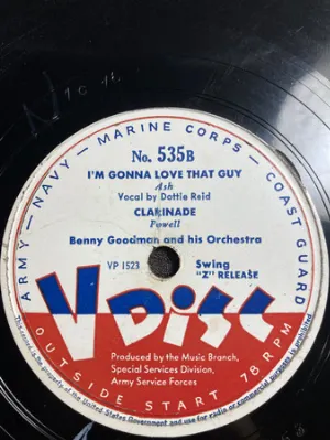 Pochette de Autumn Serenade / It’s Been a Long, Long Time / I’m Gonna Love That Guy / Clarinade de Harry James and His Orchestra - Benny Goodman and His Orchestra