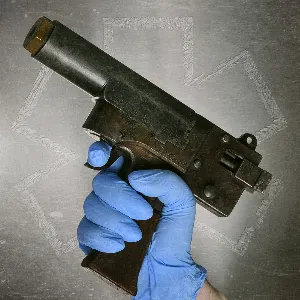 Pochette de Captive Bolt Pistol de Carcass