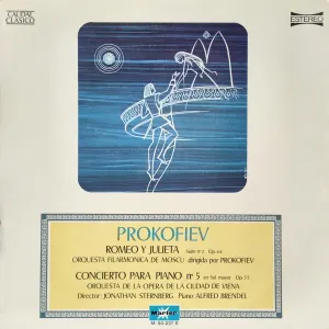 Pochette de Romeo y Julieta, suite n° 2, op. 64 / Concierto para piano nº 5 en sol mayor, op. 55 de Sergei Prokofiev - Alfred Brendel - Orchester der Wiener Staatsoper - Moscow Philharmonic Orchestra