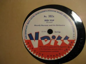 Pochette de Red Top / Poor Little Rhode Island / Come With Me My Honey de Guy Lombardo and His Royal Canadians - Woody Herman and His Orchestra