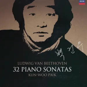 Pochette 32 Piano Sonatas