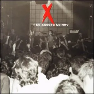 Pochette de 1º de Agosto no RRV de Xutos & Pontapés