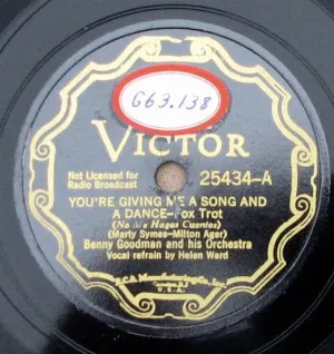 Pochette de You're Giving Me a Song and a Dance / When a Lady Meets a Gentleman Down South de Benny Goodman and His Orchestra