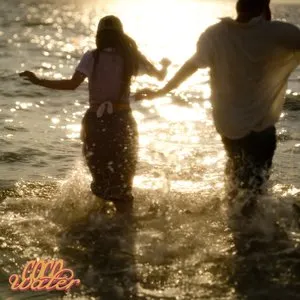 Pochette de coco water de Whee In