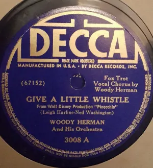 Pochette de Give a Little Whistle / Peach Tree Street de Woody Herman and His Orchestra
