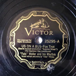 Pochette de Us on a Bus / Christopher Columbus de Fats Waller and His Rhythm