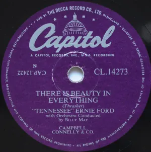 Pochette de There Is Beauty in Everything de Tennessee Ernie Ford