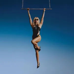 Pochette de Wonder Woman de Miley Cyrus