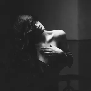 Pochette de Ghost (remix) de Dance With the Dead