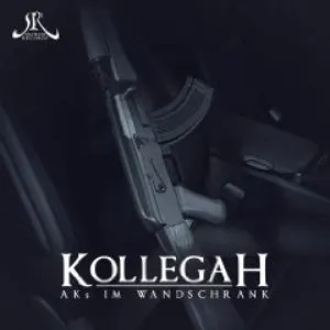 Pochette de AKs im Wandschrank de Kollegah
