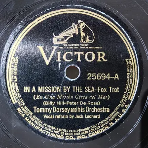 Pochette de In a Mission by the Sea / Getting Some Fun Out of Life de Tommy Dorsey and His Orchestra