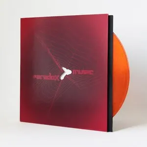 Pochette de Rivet / Dystopia de Paradox