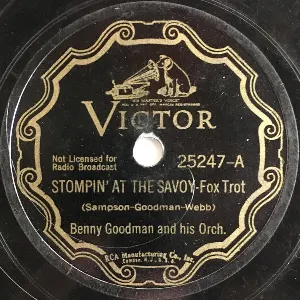 Pochette de Stompin' at the Savoy / Breakin' in a Pair of Shoes de Benny Goodman and His Orchestra