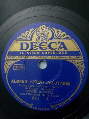 Pochette de At Least You Could Say "Hello" / Stra-Va-Na-Da de Connee Boswell