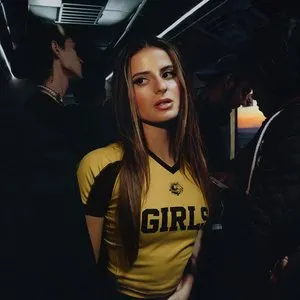 Pochette de girls will b girls de Natalie Jane