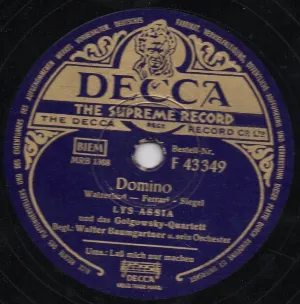Pochette de Domino de Lys Assia
