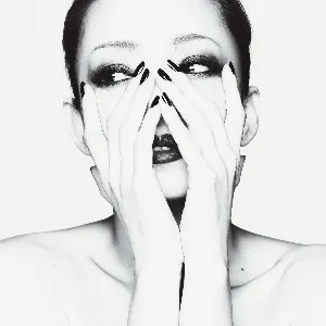 Pochette de Heaven de Namie Amuro